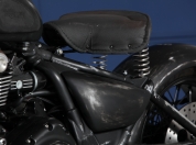triumph-thunderbird-retro-03