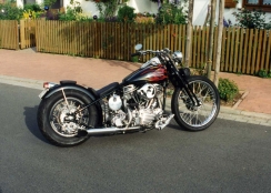Harley Davidson Panhead 0001.jpg
