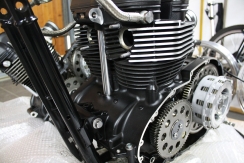 triumph-bonneville-scrambler-thruxton-motor-16