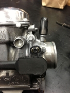 01-triumph-bonneville-vergaser