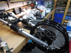 triumph-bonneville-polliert-gabel-se-gabelbruecke-schwarz-beschichtet-19