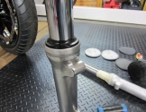 triumph-bonneville-polliert-gabel-se-gabelbruecke-schwarz-beschichtet-08