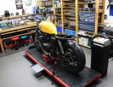 triumph-bonneville-bobber-06