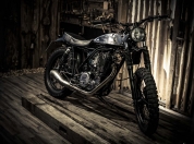 YAMAHA-SCRAMBLER-UMBAU-SR500-ALUTANK-FLAT-TRACK-3
