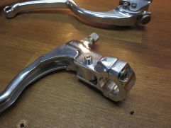 beringer-bremspumpe-brake-vs-nissin-mastercylinder-003