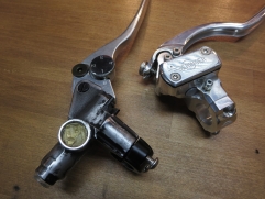 beringer-bremspumpe-brake-vs-nissin-mastercylinder-011