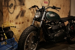 15-crd-triumph-bonneville-1