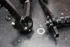 Ducati 1000 Sport s Lucas ABM Fussrasten Anlage Rearset 67