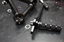 Ducati 1000 Sport s Lucas ABM Fussrasten Anlage Rearset 68