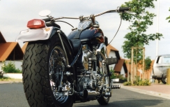 Harley Davidson Panhead 0002.jpg