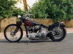 Harley Davidson Panhead 0000.jpg
