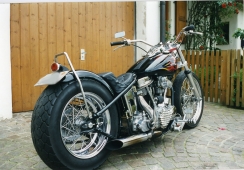 Harley Davidson Panhead Bobber 0005.jpg