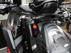 pen-head-kurz-getoent-led-blinker-superduke-1290-001
