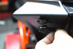 Motogadget m-Blaze Pin AnbauBlinker_000