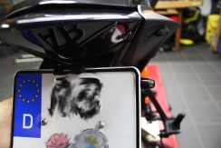 Motogadget m-Blaze Pin AnbauBlinker_001