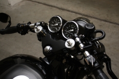 Triumph Thruxton caferacer 001.jpg