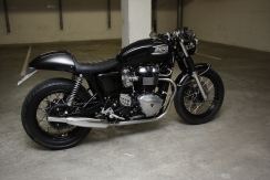 Triumph Thruxton caferacer 023.jpg