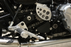 Triumph Thruxton caferacer 032.jpg
