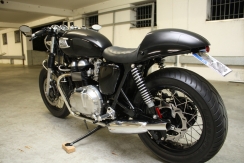 Triumph Thruxton caferacer 034.jpg