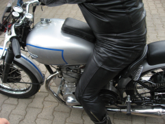 vintage motorbike schottenring 021.jpg