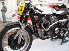 vintage motorbike schottenring 142.jpg