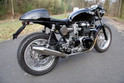 017 Triumph Thruxton Umbau .jpg