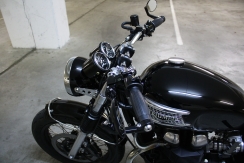 Triumph Thruxton Bonneville 0002.jpg