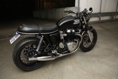 Triumph Thruxton Bonneville 0009.jpg