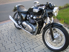Triumph Thruxton caferacer 0050.jpg
